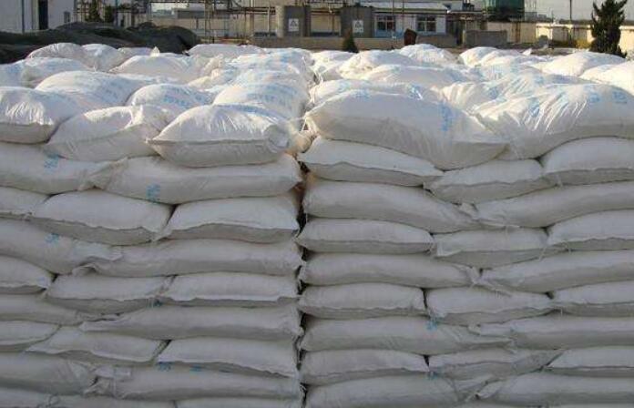 Potassium formate solution can be used as a water-based drilling fluid for oil making machines